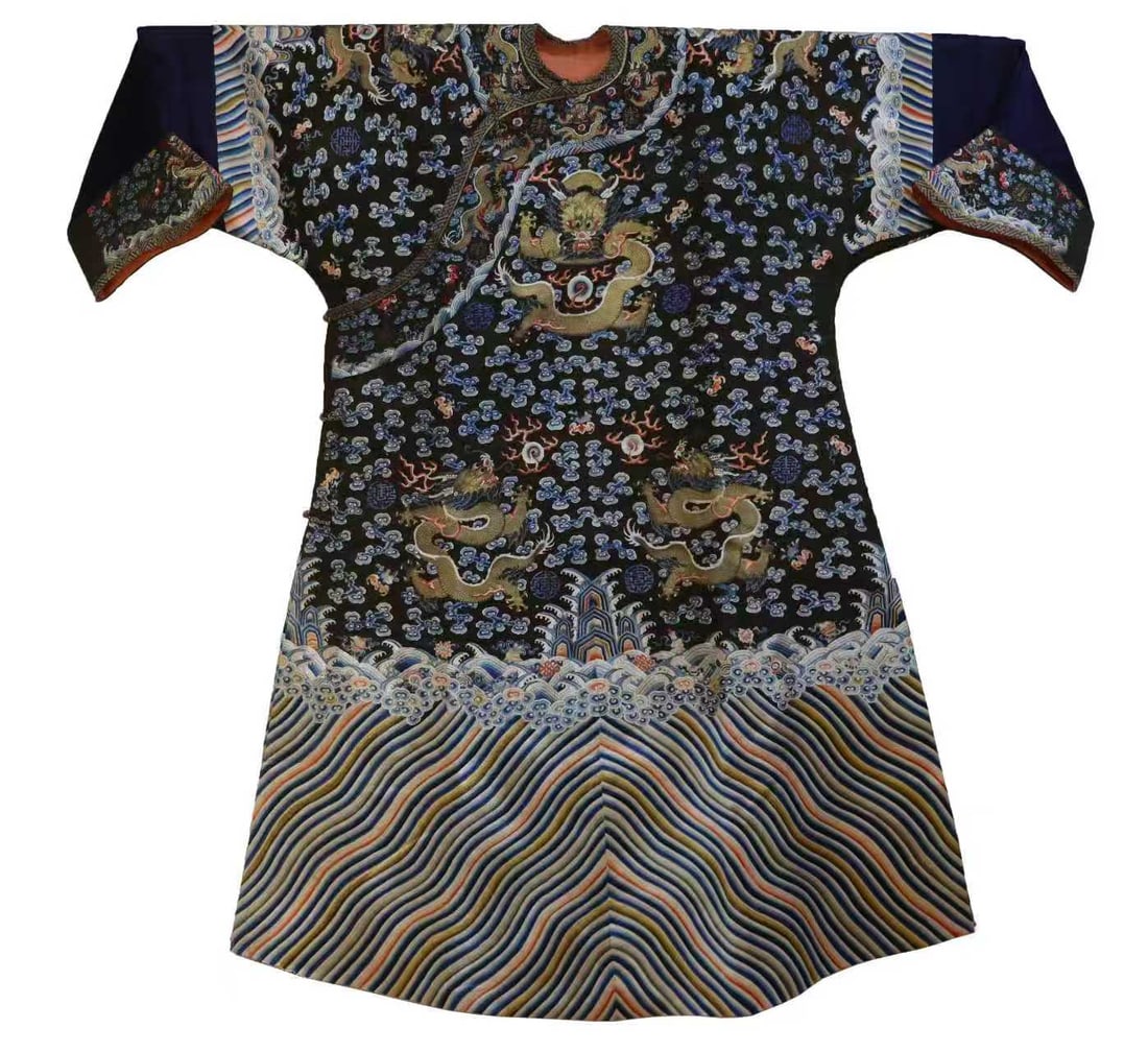 Silk Embroidery Sea Wave and Dragon Pattern Dragon Robe (1 of 12)