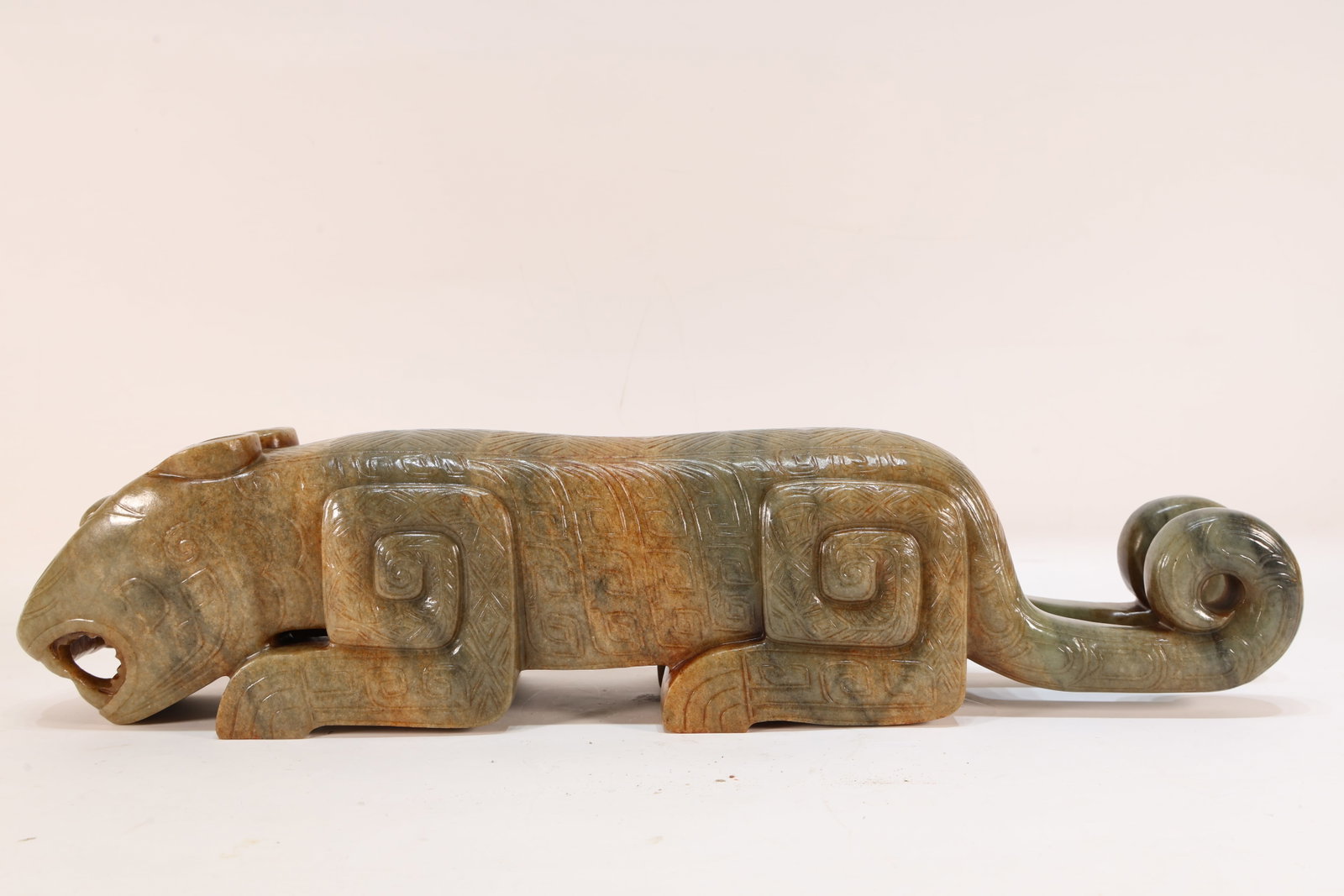 Jade Carved Beast Face Pattern Tiger Shape Figure - 6