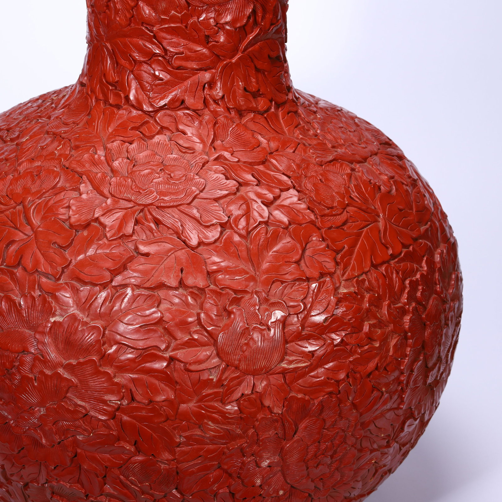 Lacquerware Red Carved Flower Pattern Tianqiu Vase - 3
