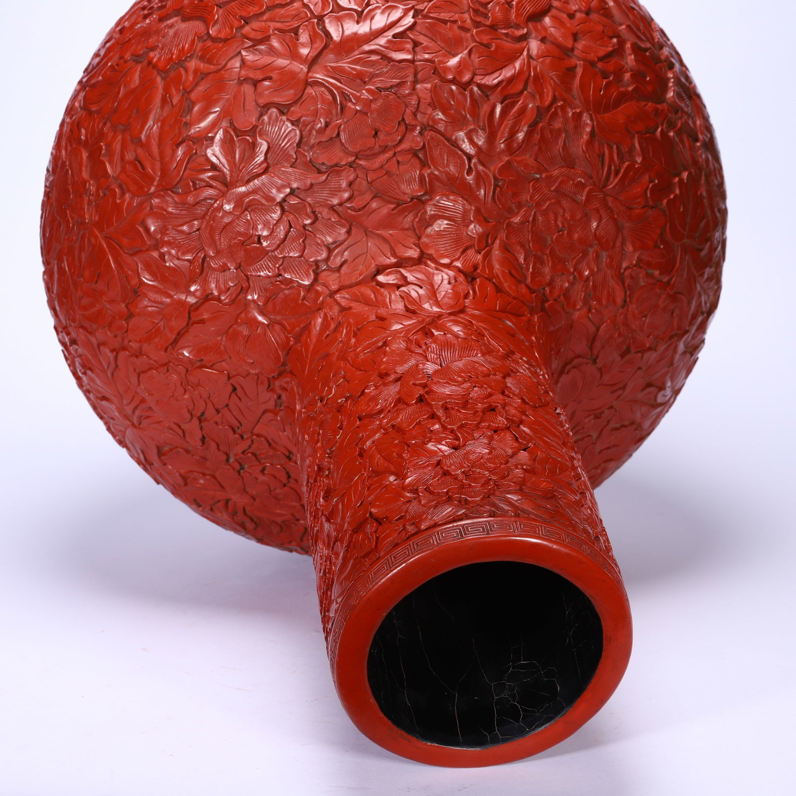 Lacquerware Red Carved Flower Pattern Tianqiu Vase - 8