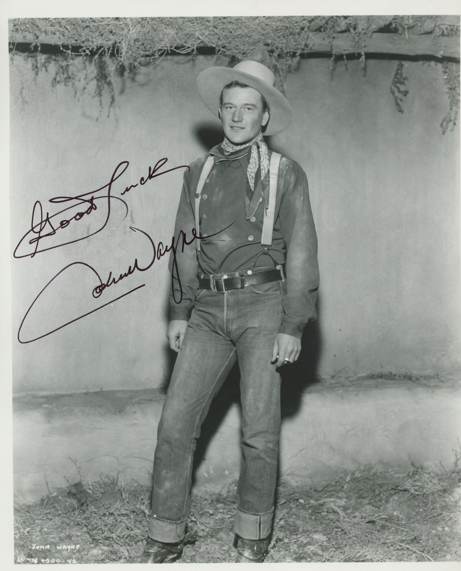 John Wayne signed movie photo (1 of 1)