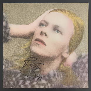 David Bowie signed album: David Bowie Hunky Dory signed album