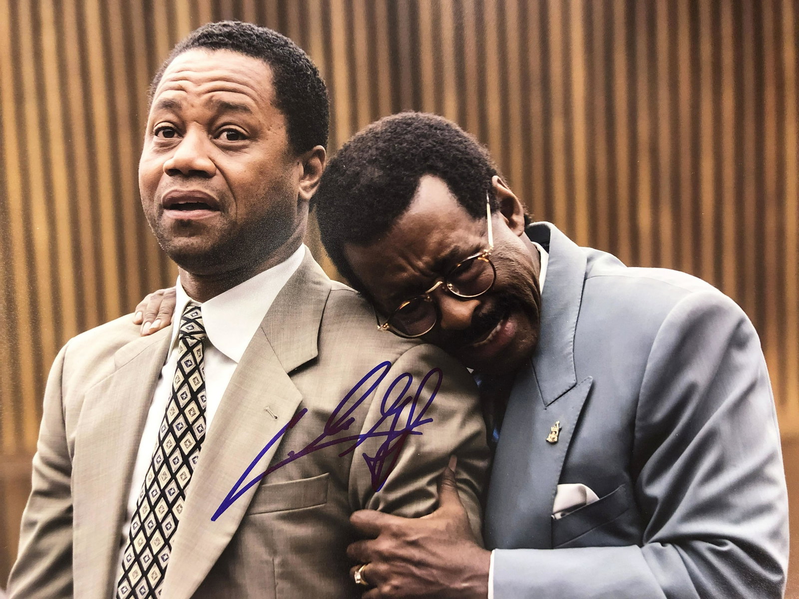 Cuba Gooding Jr. signed movie photo: Cuba Gooding Jr. signed movie photo. 11x14 inches
