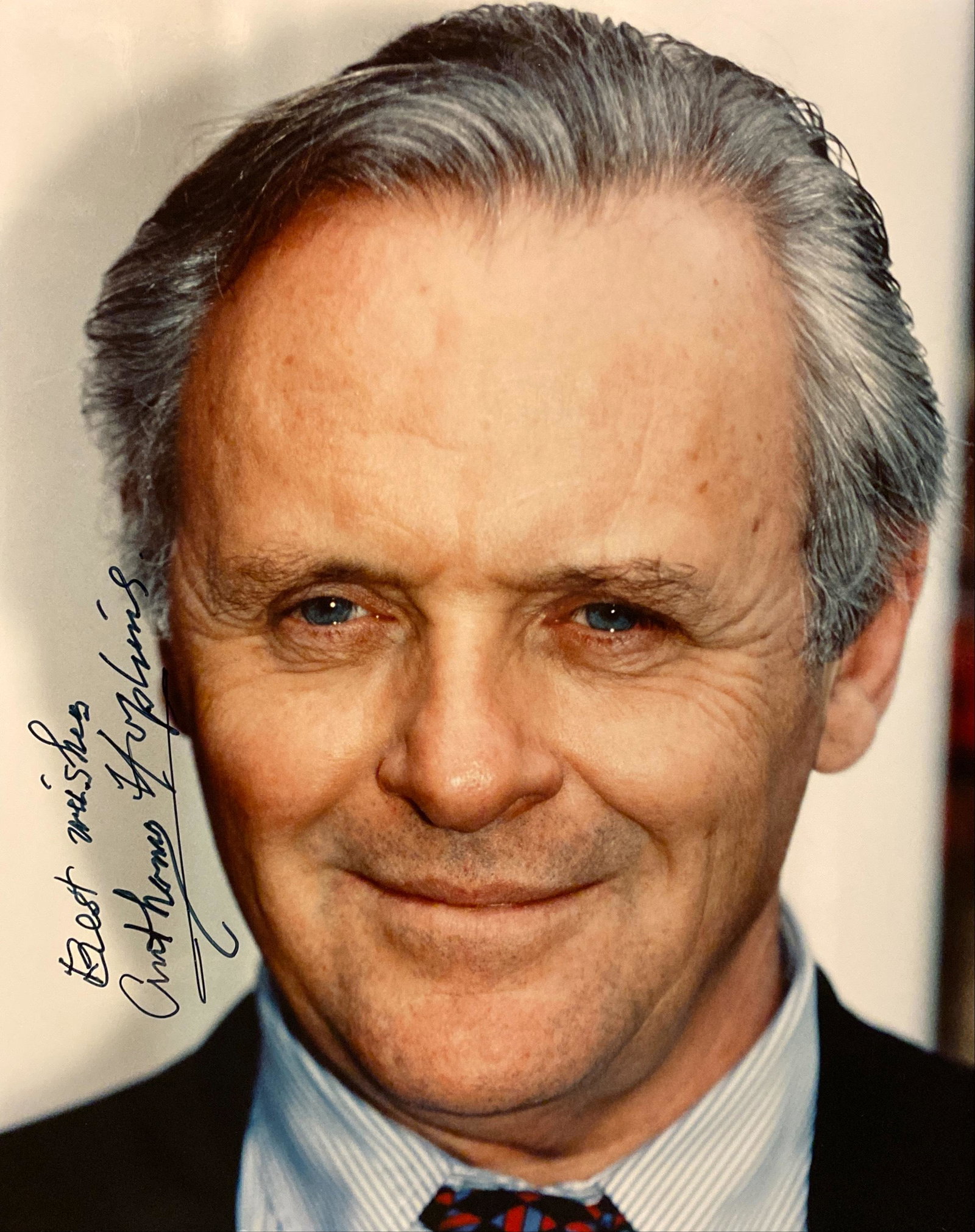 Anthony Hopkins signed photo: Anthony Hopkins signed photo 8x10 inches