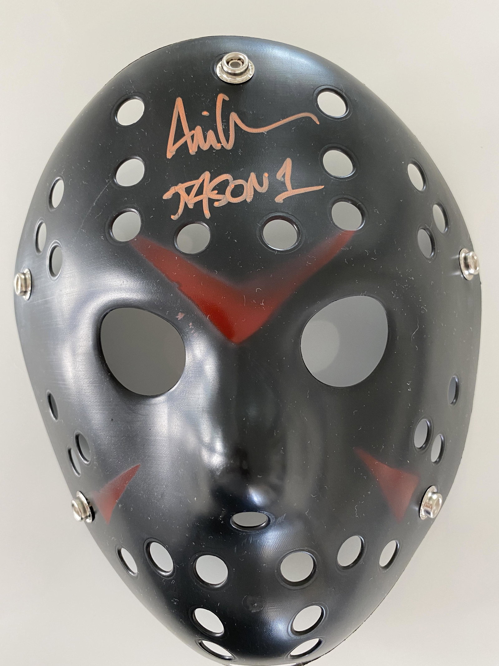 Ari Lehman signed Jason hockey mask: Ari Lehman signed Jason hockey mask. 10 inches