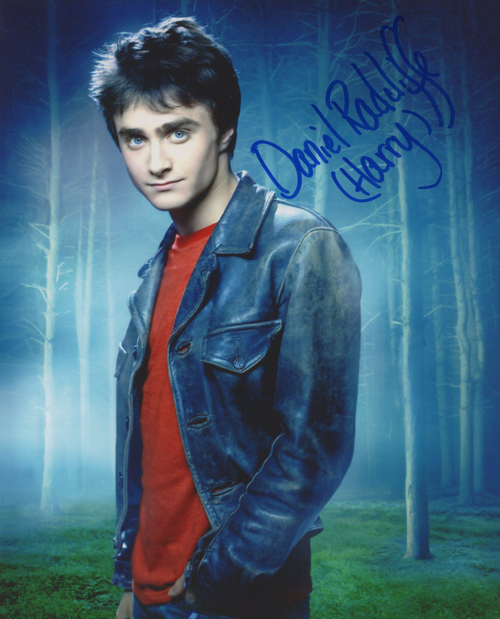 Daniel Radcliffe signed photo: Daniel Radcliffe autographed photo. 8x10 inches