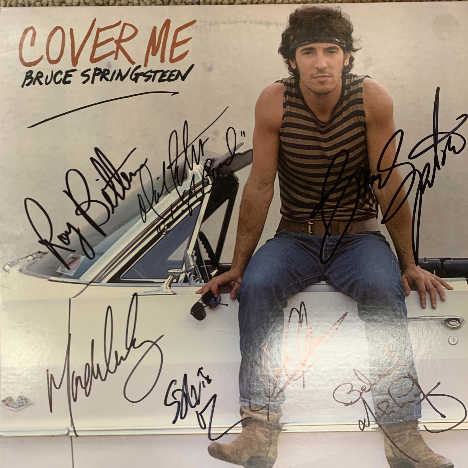 Bruce Springsteen Cover Me signed EP: Bruce Springsteen Cover Me signed EP autographed by Bruce Springsteen, Clarence Clemons, Nils Lofgren, Steven Van Zandt, Max Weinberg, Roy Bittan and Danny Federici