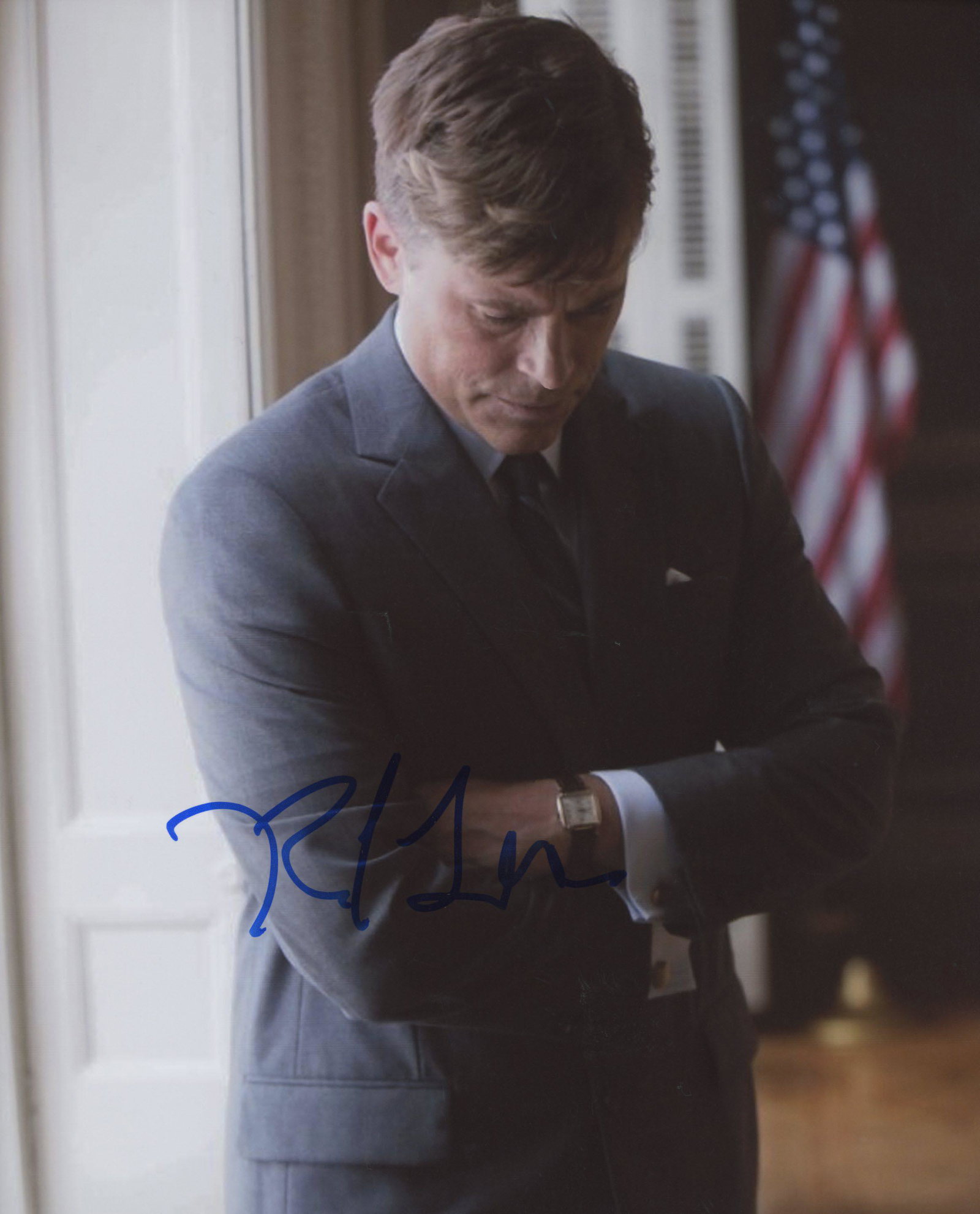 Rob Lowe signed photo: Rob Lowe signed photo. 8x10 inches