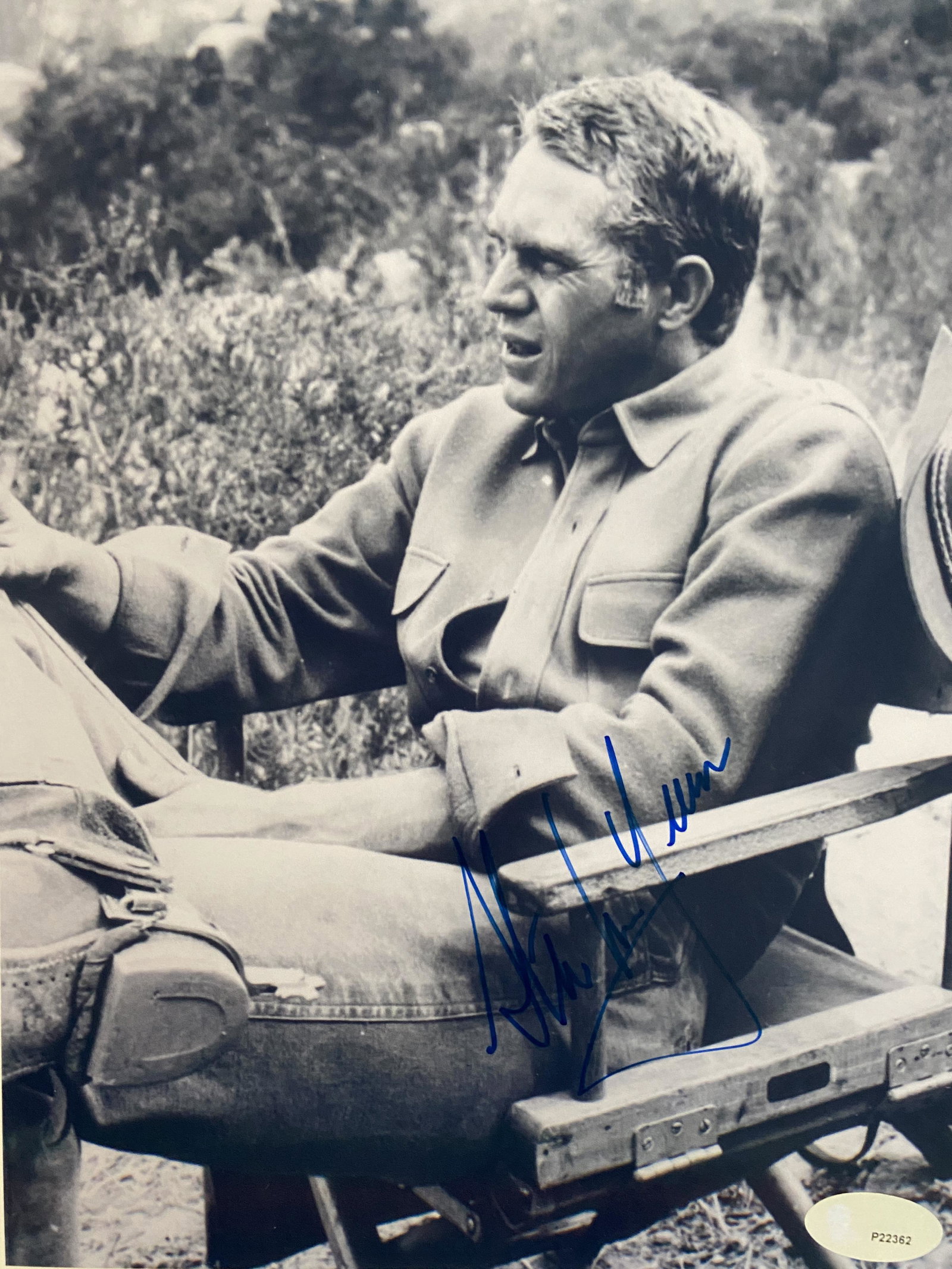 Steve McQueen signed photo: Steve McQueen signed photo. 8x10 inches