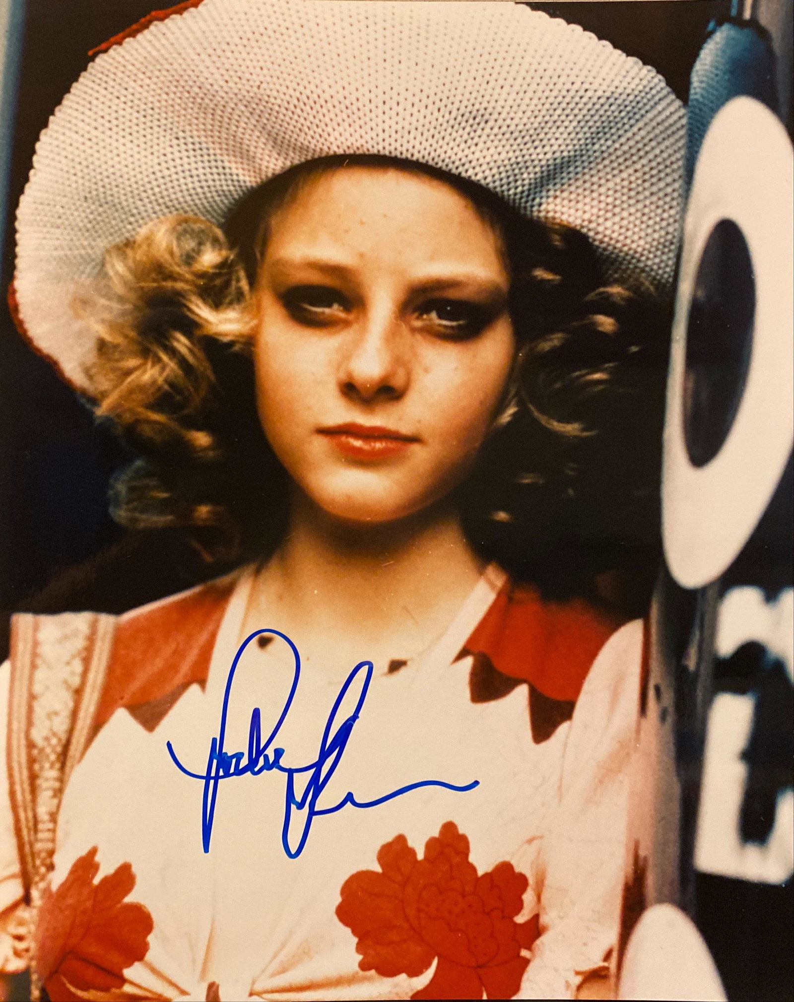 Taxi Driver Jodie Foster signed movie photo: Taxi Driver signed movie photo autographed by Jodie Foster. 8x10 inches
