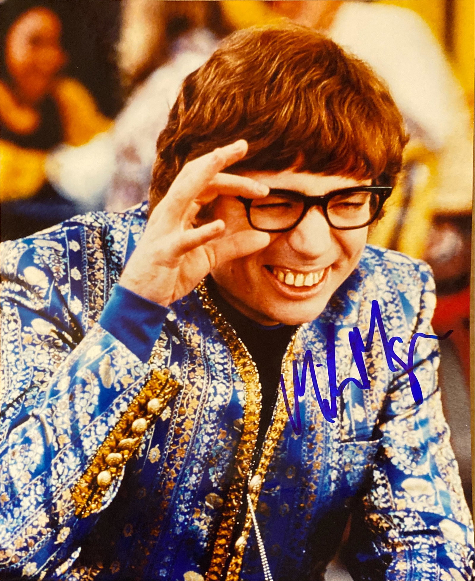 Austin Powers Mike Myers signed movie photo: Austin Powers signed movie photo autographed by Mike Myers. 8x10 inches