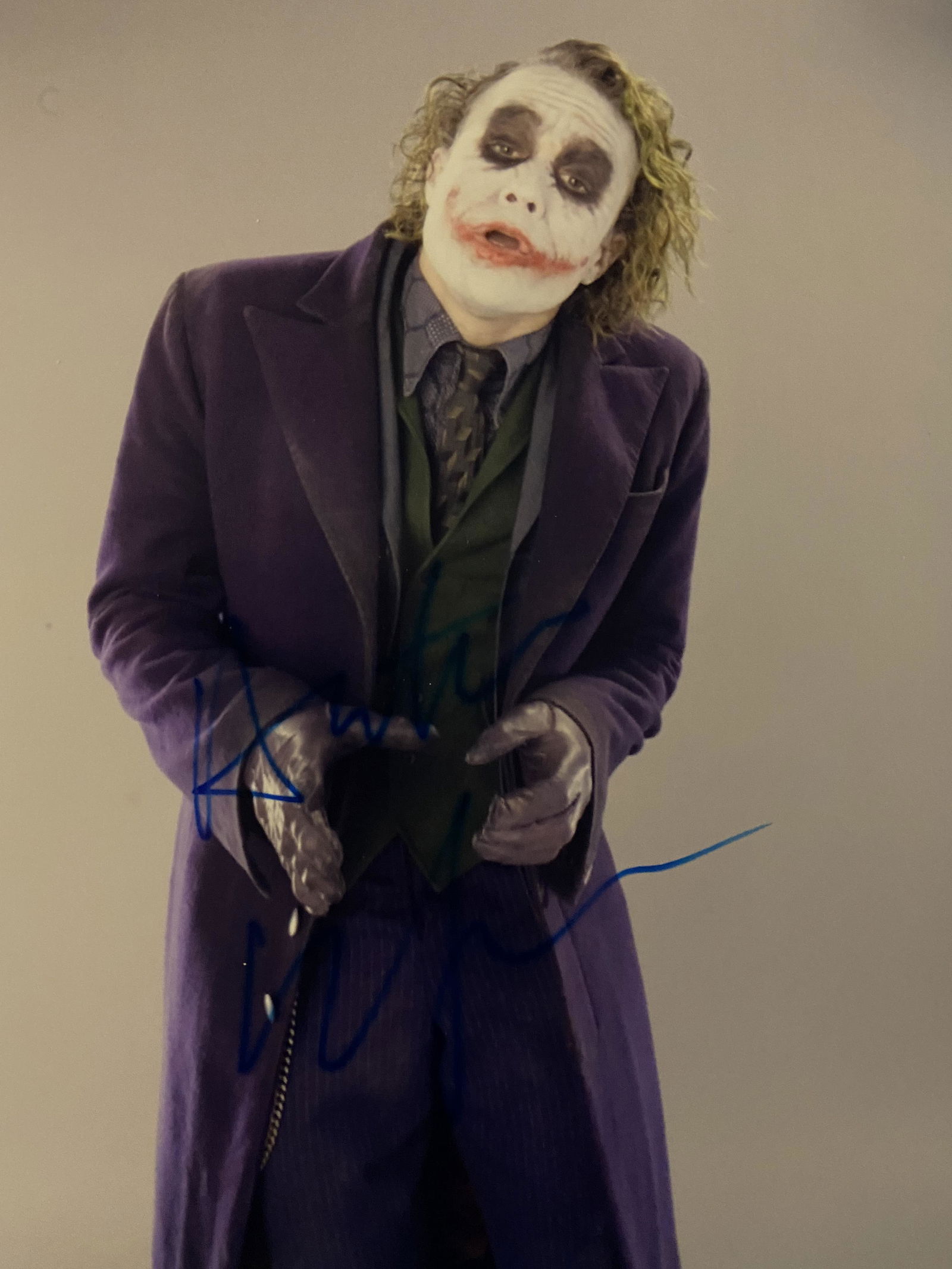 The Dark Knight Heath Ledger signed movie photo: The Dark Knight signed movie photo autographed by Heath Ledger. 8x10 inches