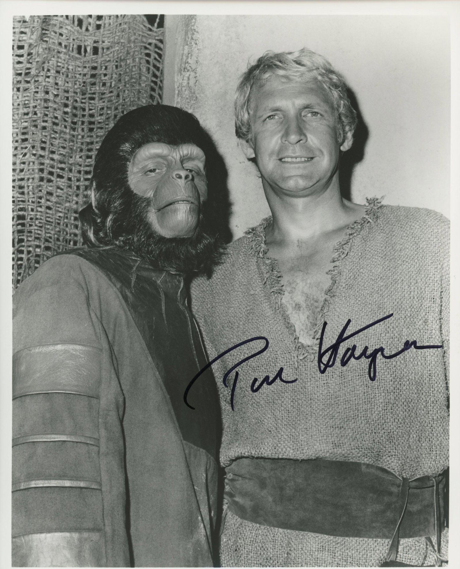 Ron Harper signed "Planet of the Apes" TV photo: Planet of the Apes 8x10 TV photo autographed by Ron Harper.