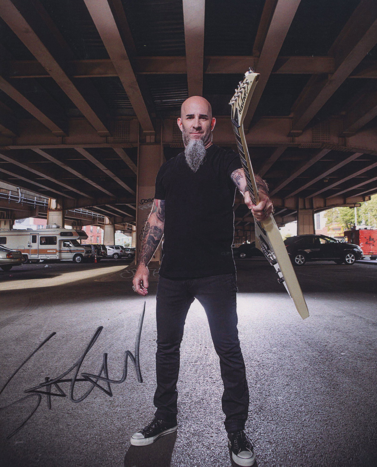 Scott Ian signed "Anthrax" photo: Anthrax 8x10 photo autographed by Scott Ian.