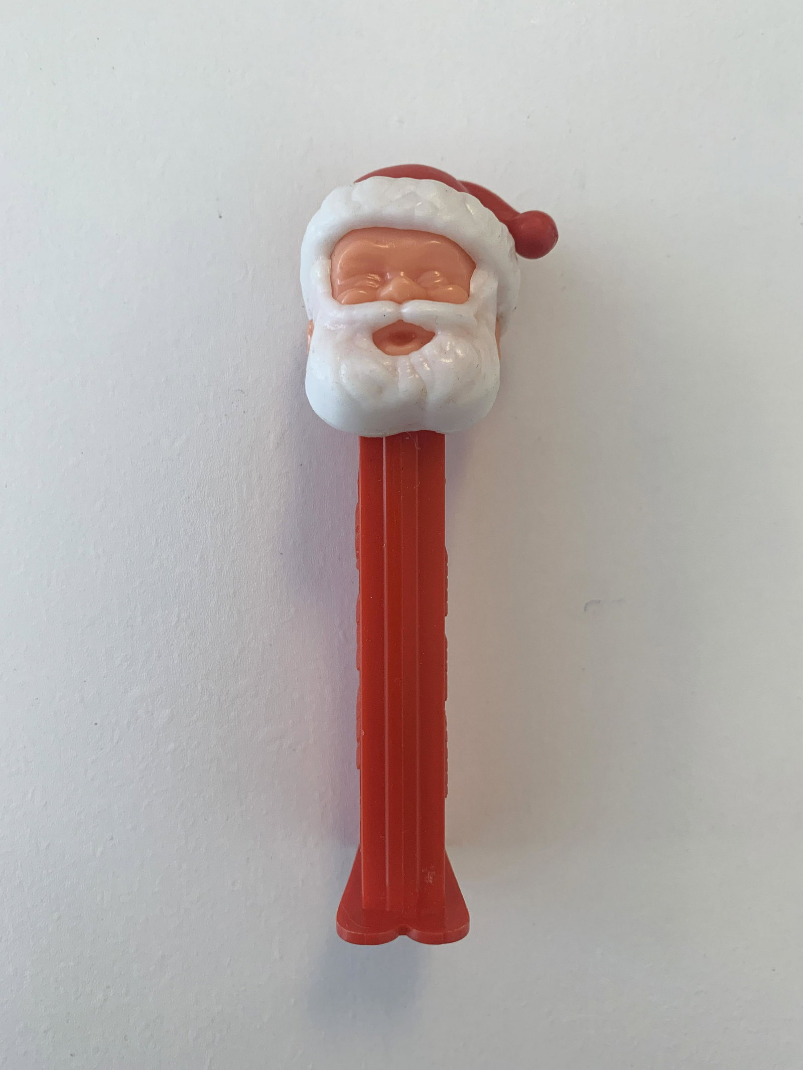 Vintage Santa Claus Pez Dispenser: Vintage Santa Claus Pez Dispenser. 5 inches