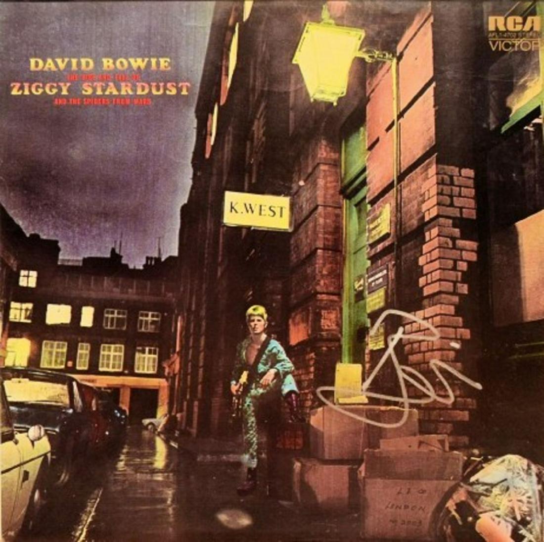 David Bowie signed "The Rise and Fall of Ziggy Stardust: David Bowie 1972 "The Rise and Fall of Ziggy Stardust and the Spiders From Mars" album autographed by David Bowie.