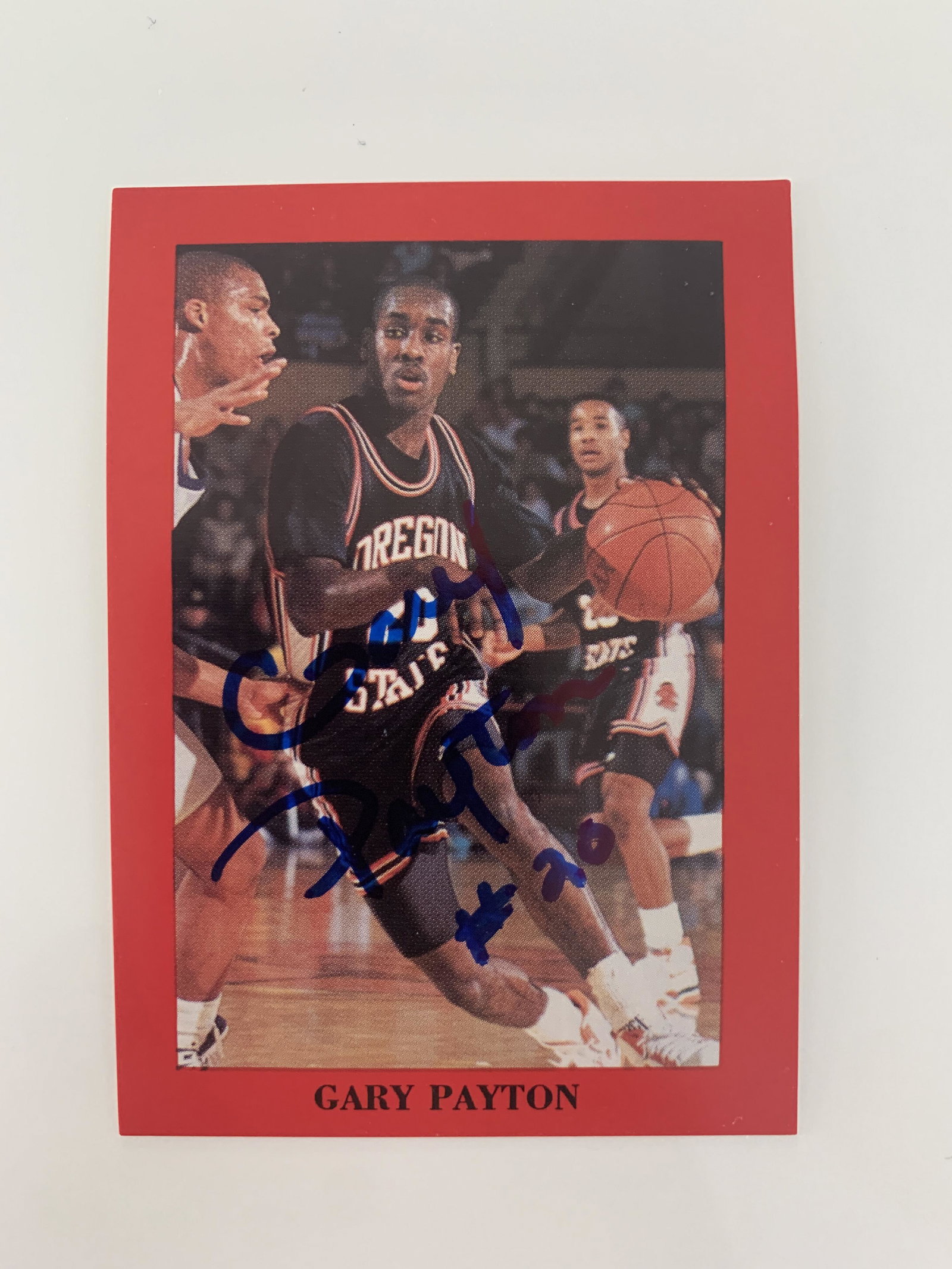 Gary Payton signed basketball card: Gary Payton signed basketball card. Premiere Edition. 2x3 inches