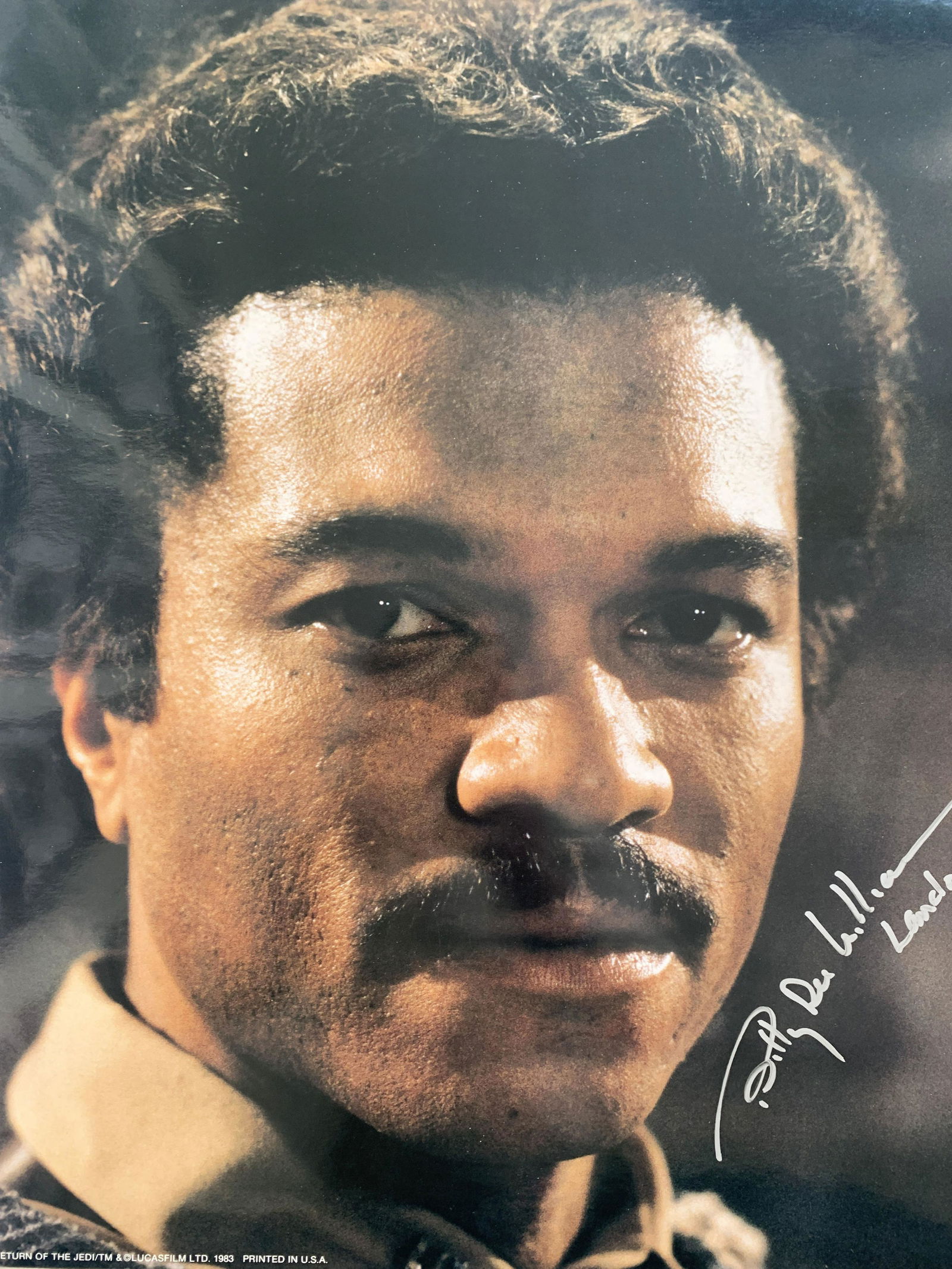 Star Wars Billy Dee Williams signed original 1983: Star Wars signed original 1983 Return of the Jedi movie photo. autographed by Billy Dee Williams. 16x20 inches