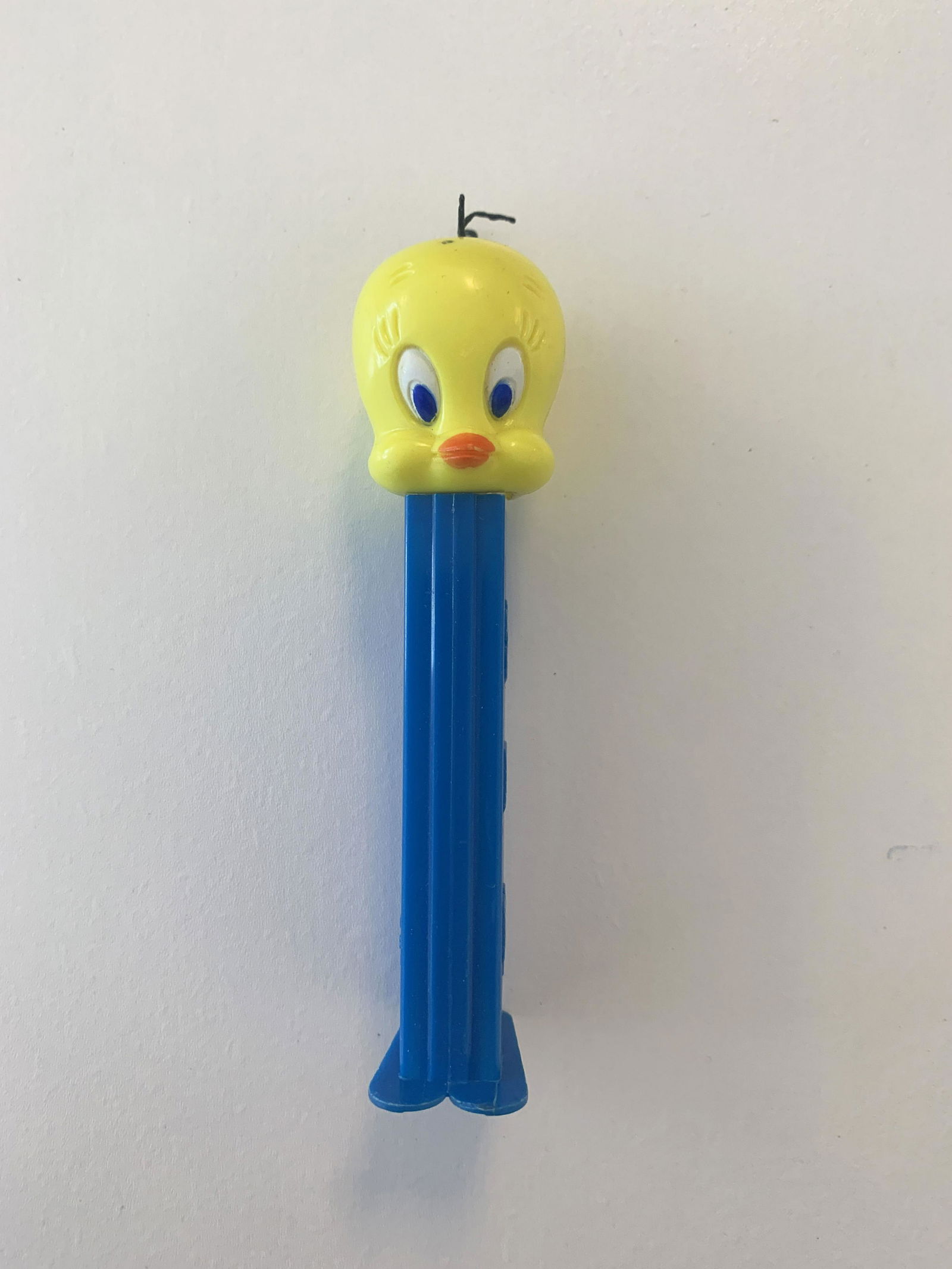 Vintage Tweety Bird Pez Dispenser: Vintage Bird Pez Dispenser. 5 inches