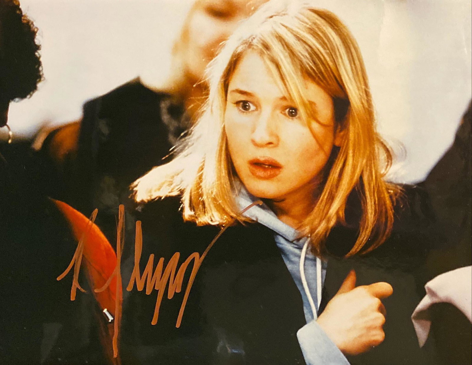RenÃ©e Zellweger signed photo: RenÃ©e Zellweger signed photo. 8x10 inches