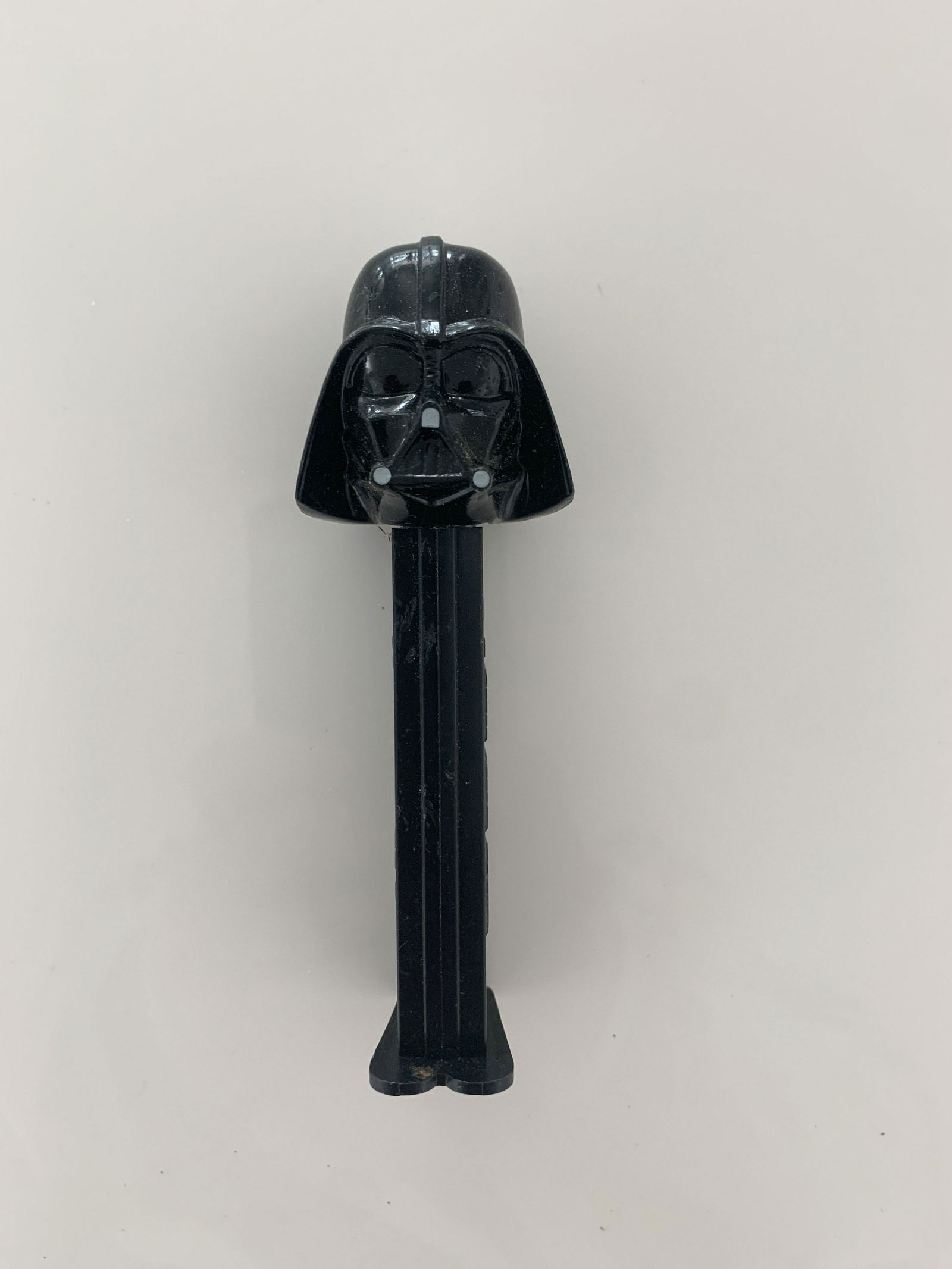 Star Wars Darth Vader original vintage Pez candy: Star Wars Darth Vader original vintage Pez candy dispenser