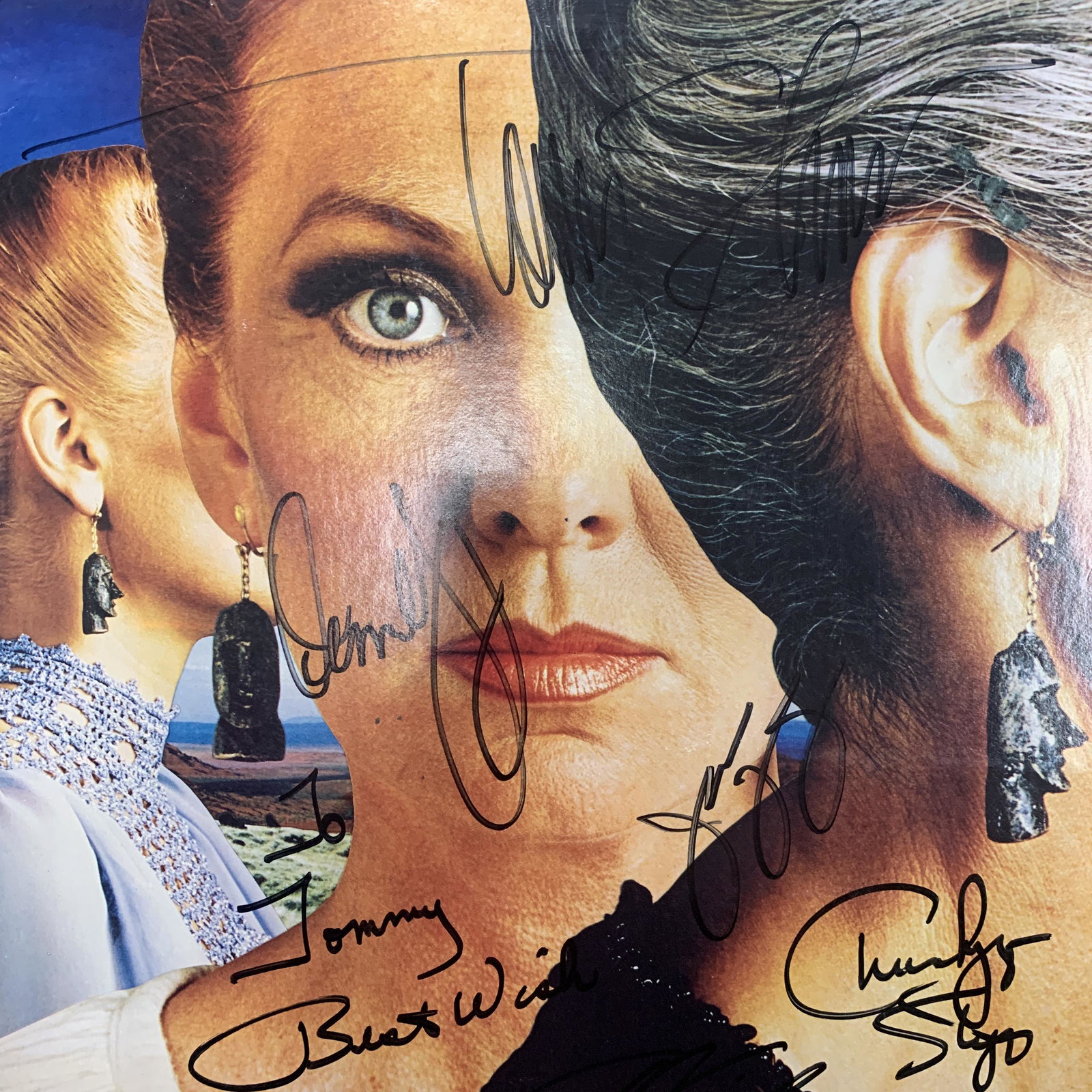 Styx Pieces Of Eight signed album: Styx Pieces Of Eight signed album autographed by Dennis De Young, James Young, Tommy Shaw, Chuck Panozzo and John Panozzo