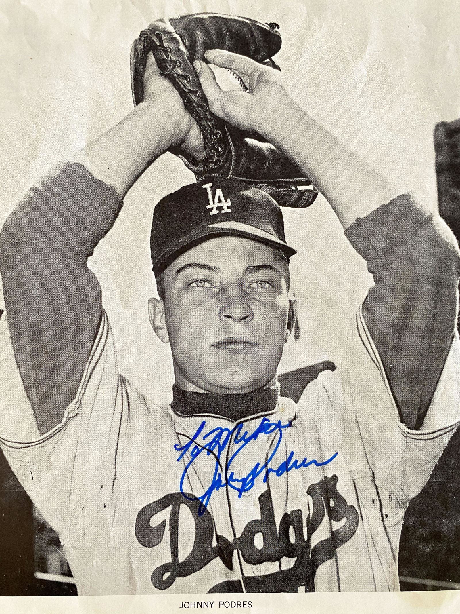 Johnny Podres signed photo: Johnny Podres signed photo- 8x10 inches