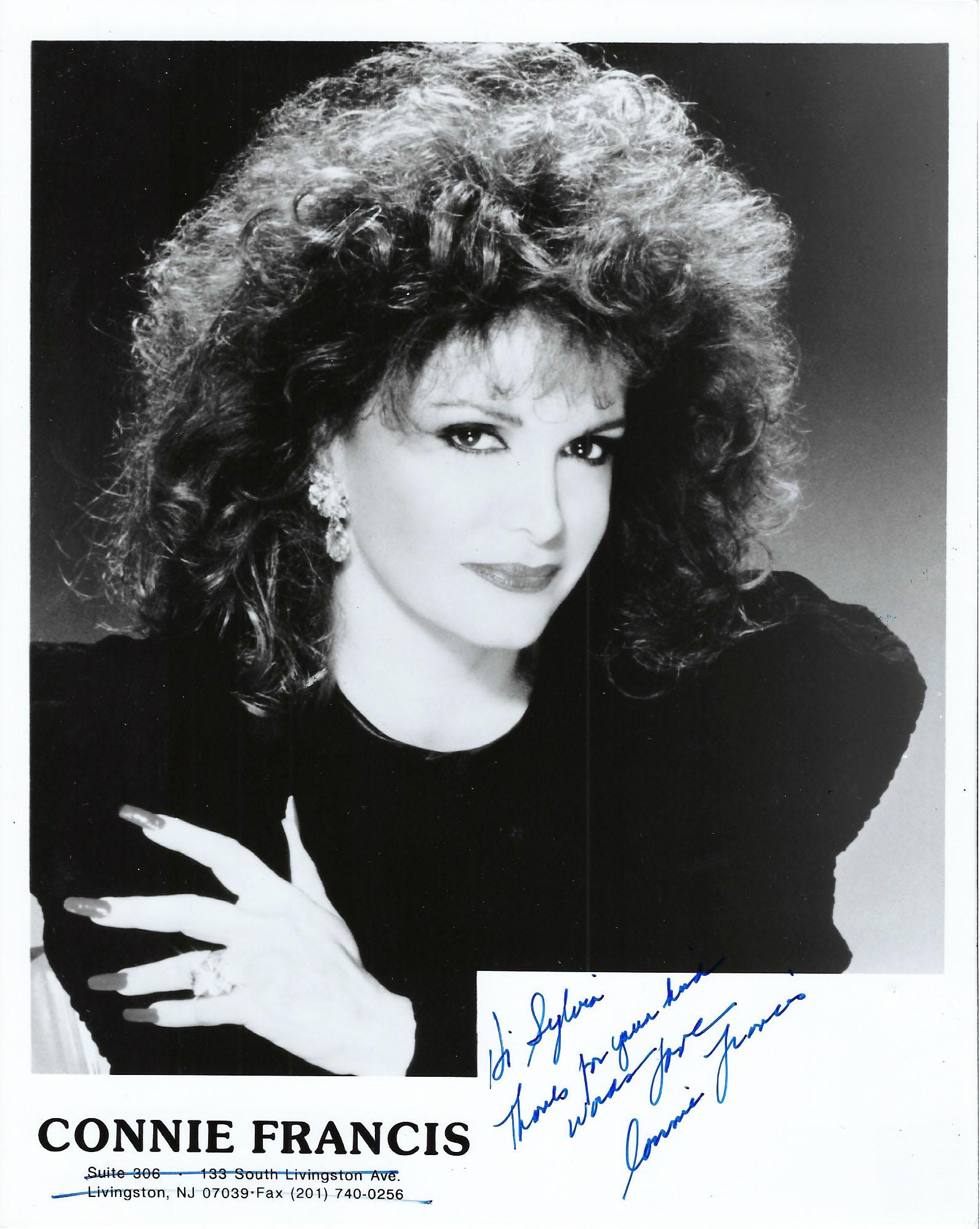 Singer Connie Francis signed photo: Singer Connie Francis signed photo. 8x10 inches