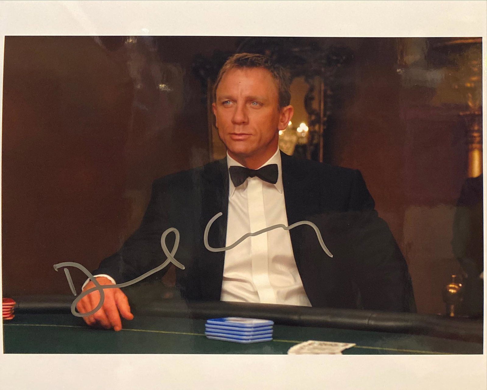 Daniel Craig Signed Photo: Daniel Craig Signed Photo. 8x10 inches
