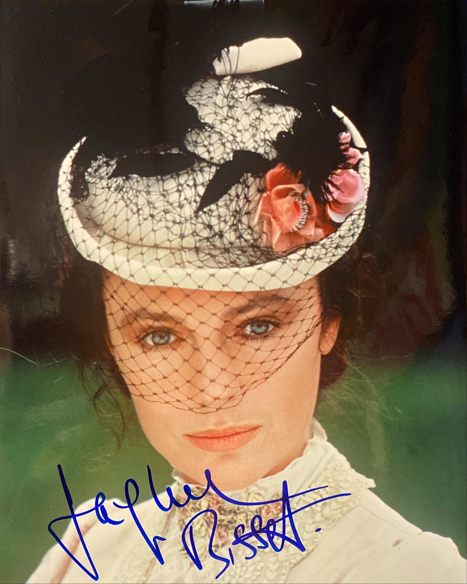 Jacqueline Bisset signed photo: Actress from "The Detective," "Bullitt," and "Class"