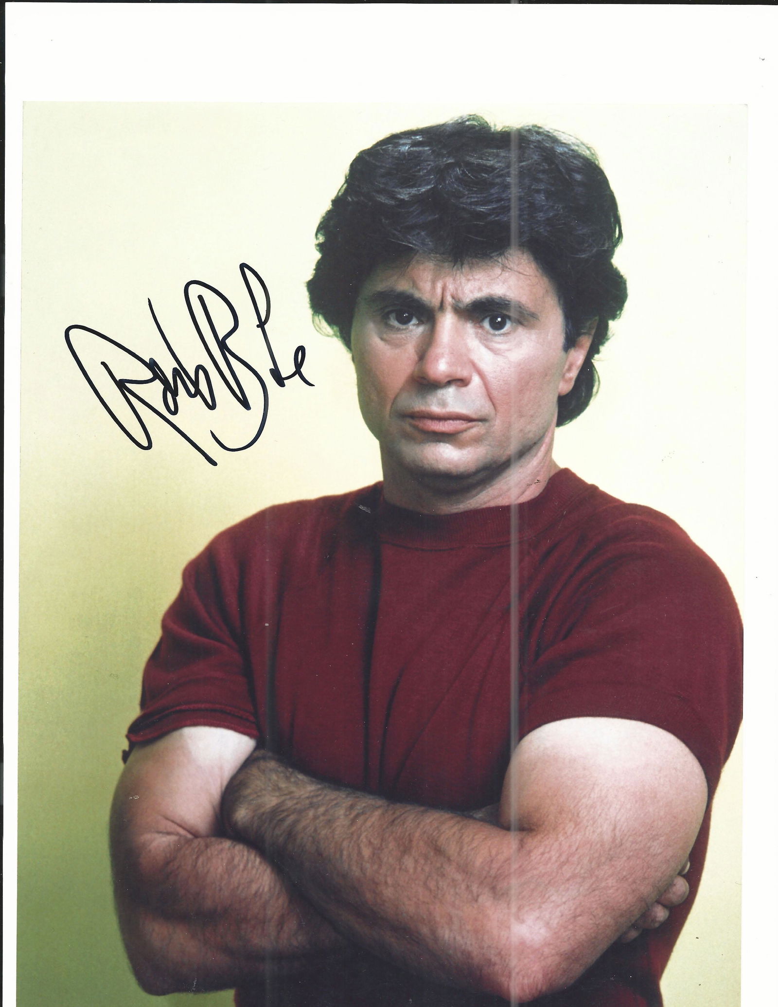 Baretta Robert Blake signed photo: Baretta signed photo photo autographed by Robert Blake. 8x10 inches