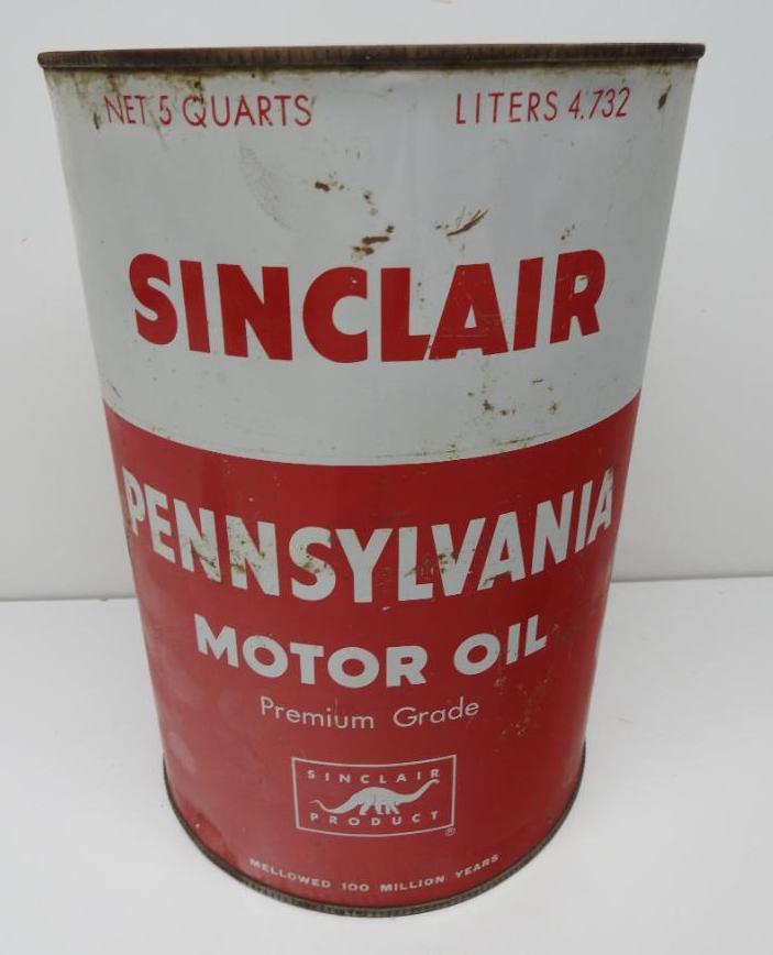 Sincalir Pennsylvania Motor Oil Five Quart Can (1 of 3)