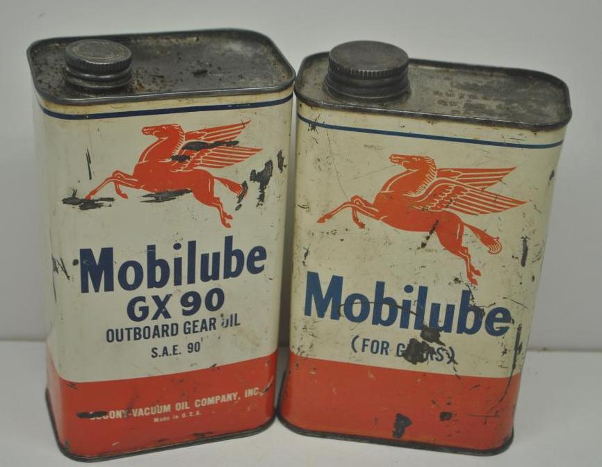 Pair of Mobil Outboard Quart Oil Cans (1 of 4)