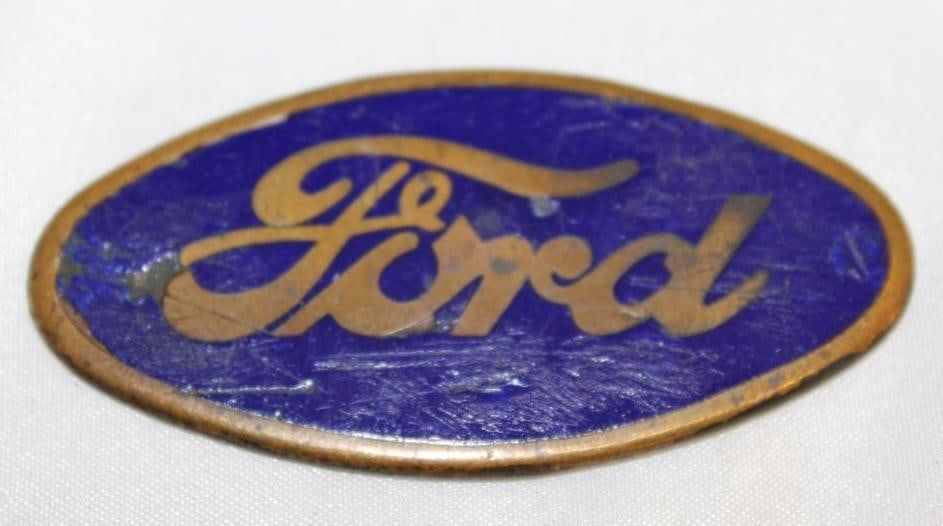 1928-1931 Ford Model A Radiator Emblem Badge (1 of 2)
