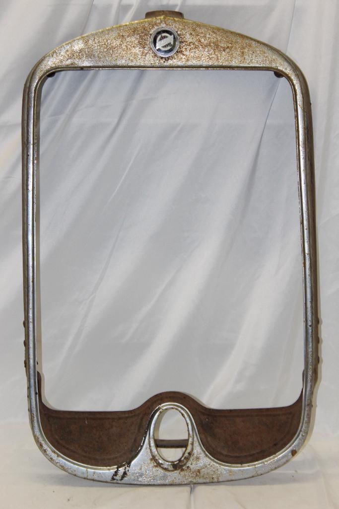 1928-1931 Studebaker Radiator Grill Shell w/ Emblem Badge: 35" x 22" x 6"