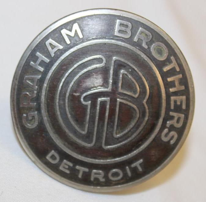1926-1928 Graham Brothers Radiator Emblem Badge (1 of 2)