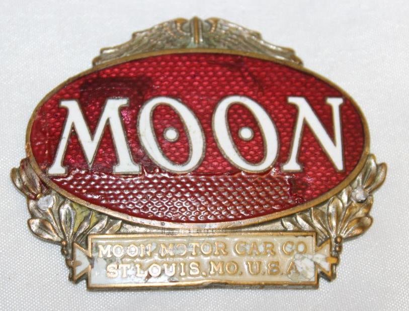 1921-1924 Moon Motor Car Co Radiator Emblem Badge (1 of 2)