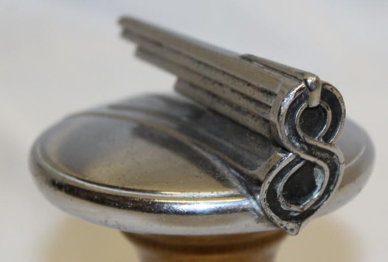 1931-1932 Buick 8 Radiator Mascot Hood Ornament (1 of 5)