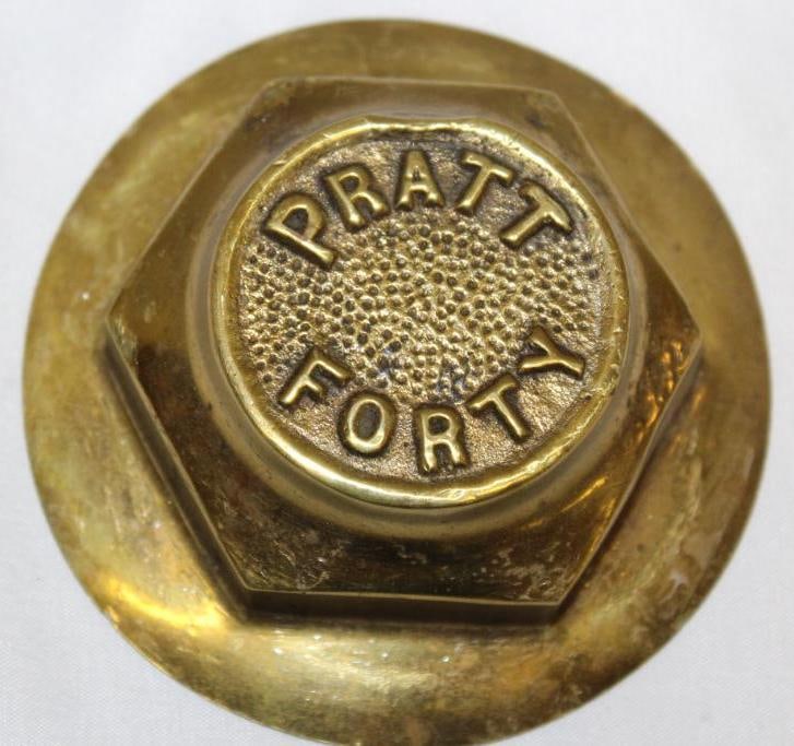 Pratt Forty Brass Hubcap (1 of 2)