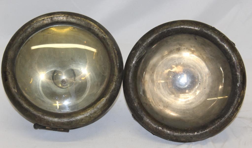 Pair of Saxon 1330 Automobile Headlights: 10" x 10" x 7.5" each