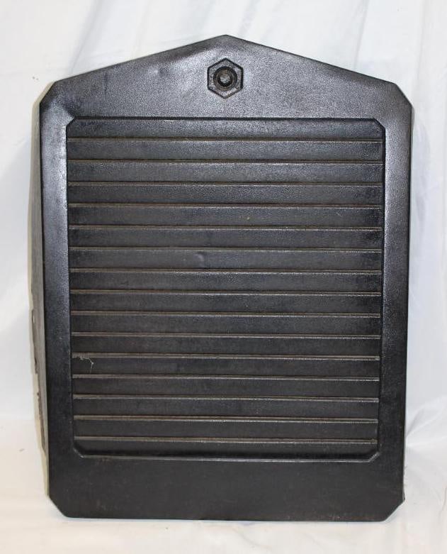 1922-1923 Essex Radiator Grill Shell: 29" x 24" x 7"