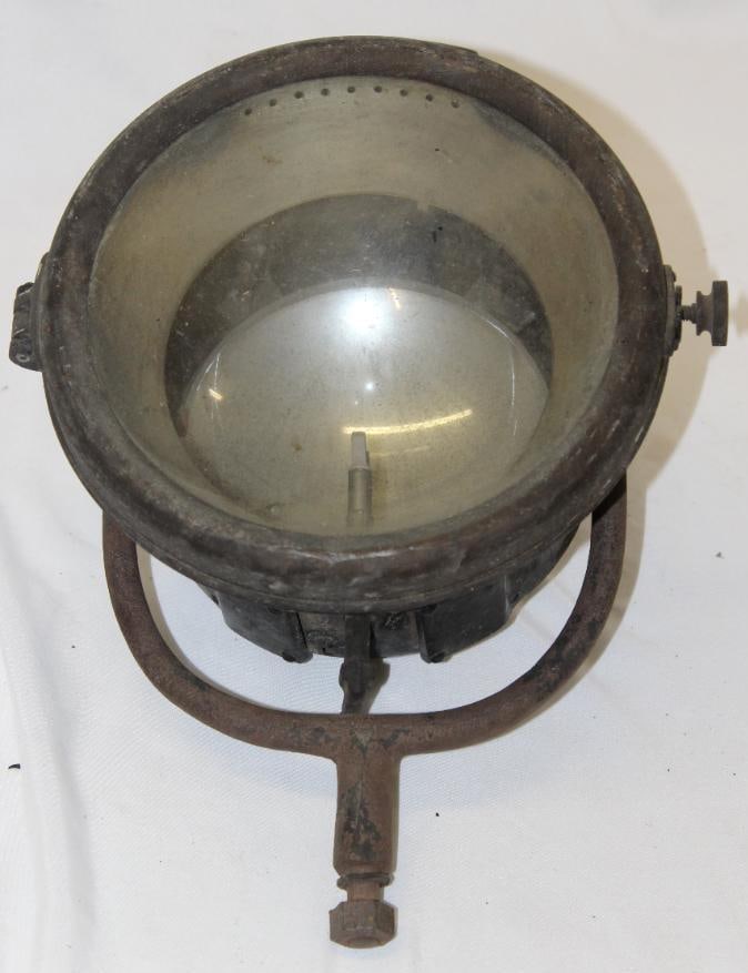 Brass Halladay Automobile Headlight (1 of 5)
