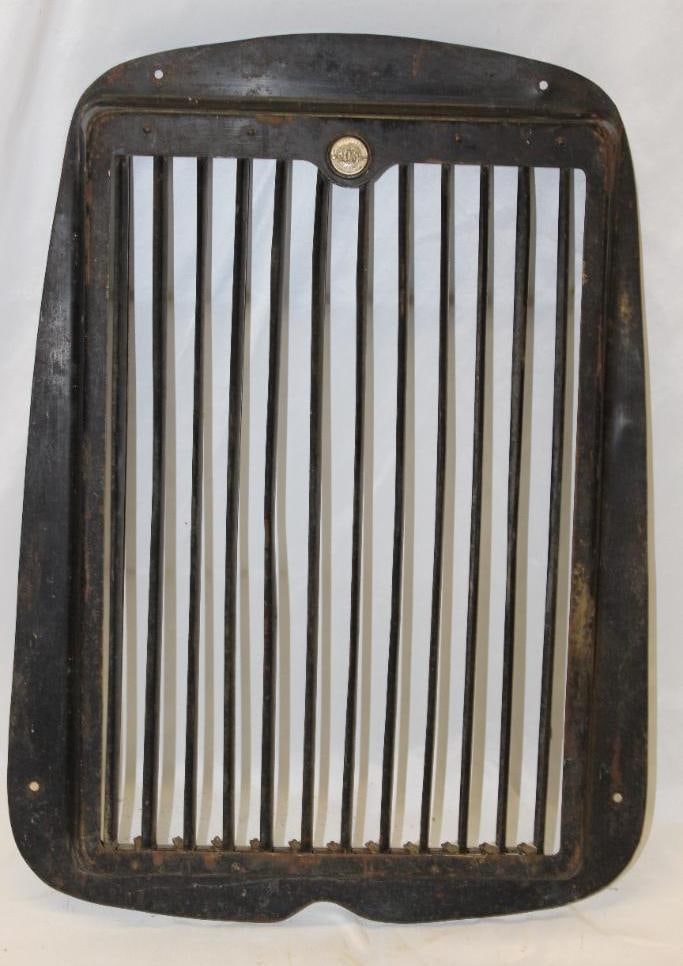 Globe Automobile Radiator Shutter Winterfront (1 of 3)