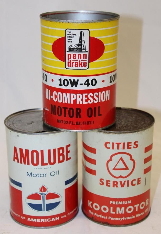 Group of 3 Metal 1 Quart Oil Cans Cities Service, Penn Drake, American (1 of 4)
