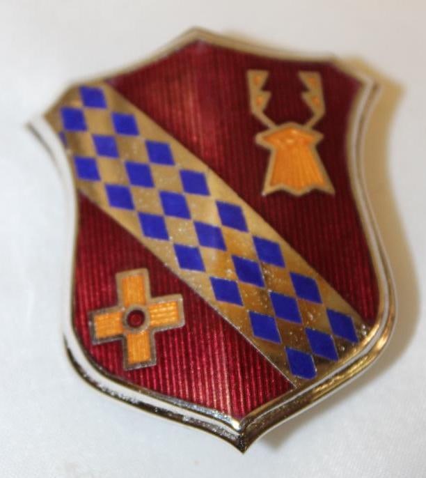 1942-1948 Buick Motor Car Co Trunk Emblem Badge (1 of 2)