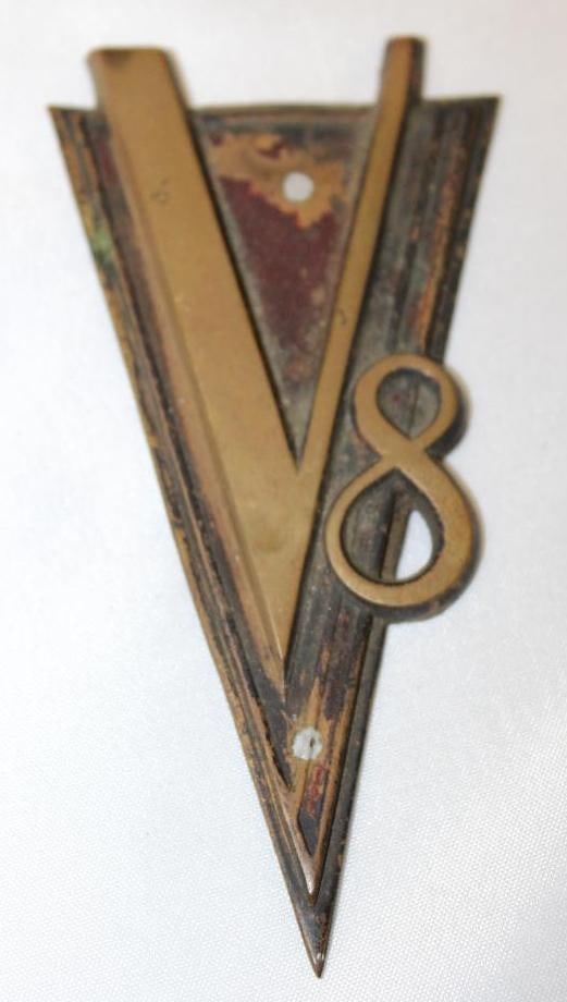 1935 Cadillac Motor Car Co V8 Radiator Emblem Badge: 4.25" x 2"