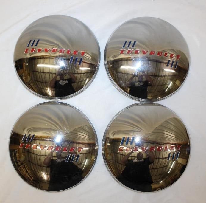 Set of 4 1939 Chevrolet 1/2 Ton Truck Dog Dish Hubcaps (1 of 4)