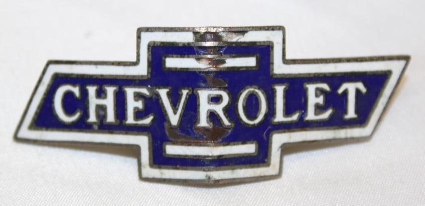 1933-1935 Chevrolet Motor Car Co Radiator Emblem Badge: cloisonne, 2.75" x 1"