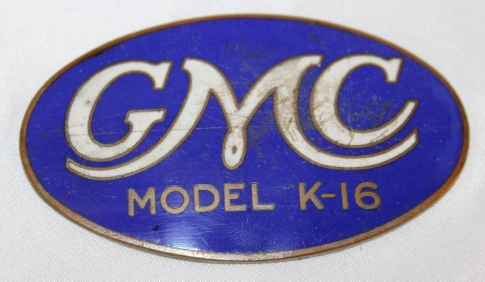 1921-1924 GMC Trucks Model K-16 Radiator Emblem Badge (1 of 2)