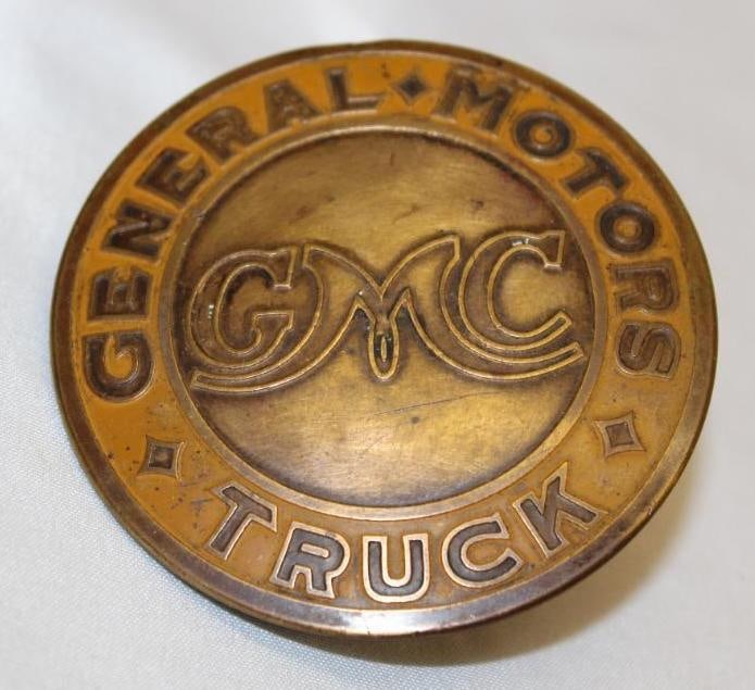 1927-1936 GMC Trucks Radiator Emblem Badge (1 of 2)